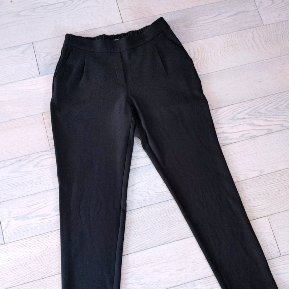Size small Black dress pants